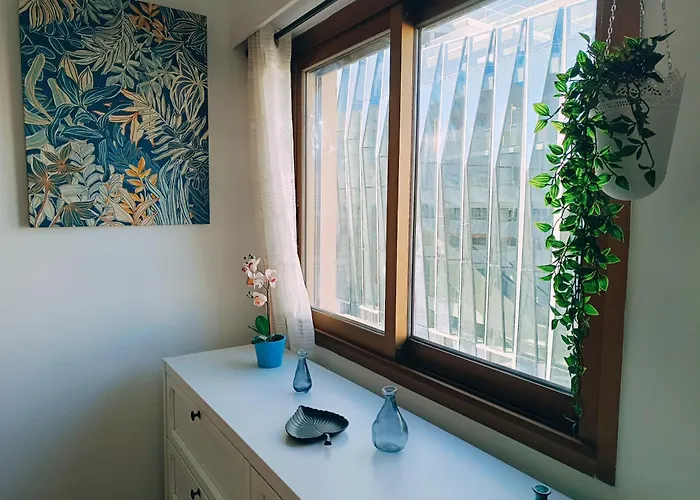 2 Pieces Climatise Avec Balcon Dans Le Vieil Antibes, Avec Ascenseur Apartmán *